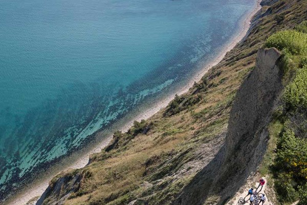 Monte San Bartolo, natura, storia e paesaggi meravigliosi