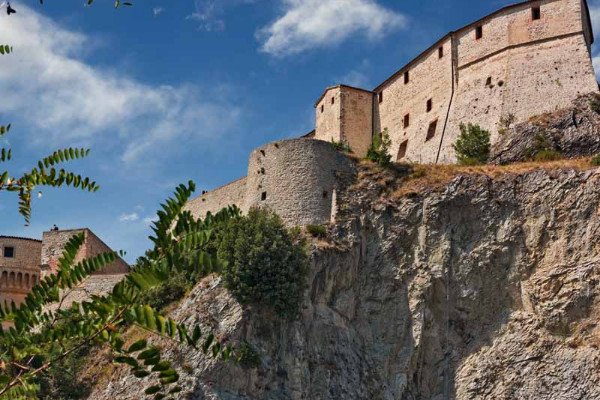 San Leo, borgo d’arte dell’entroterra romagnolo