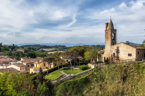 Incanto sul San Bartolo: Fiorenzuola di Focara